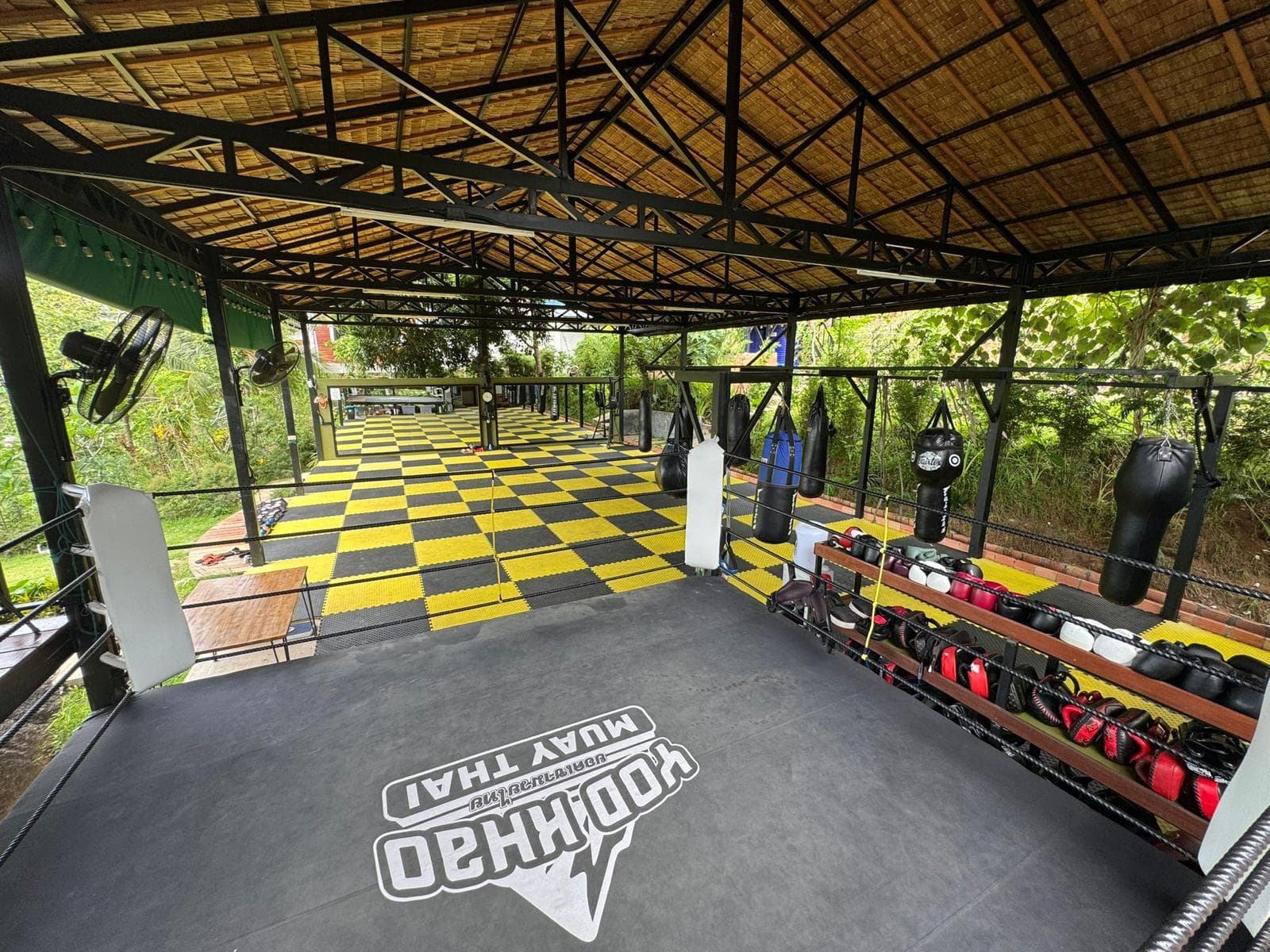 Yod Khao Muaythai